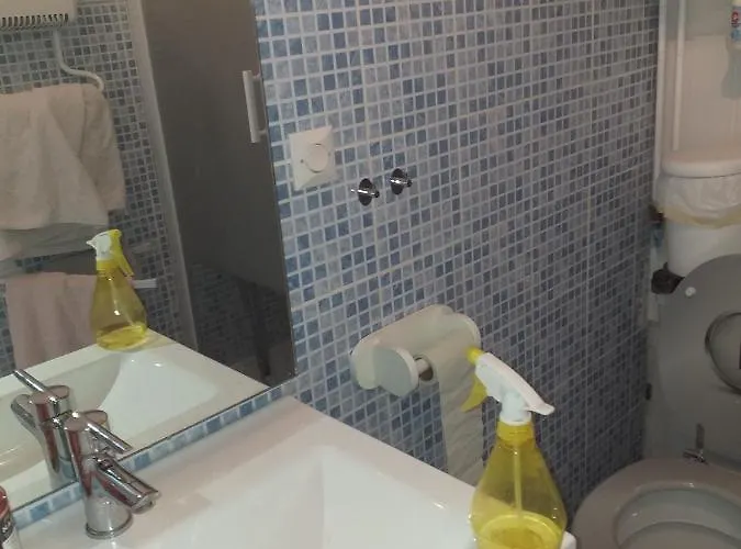 T2 Refait A Neuf A La Nouvelle